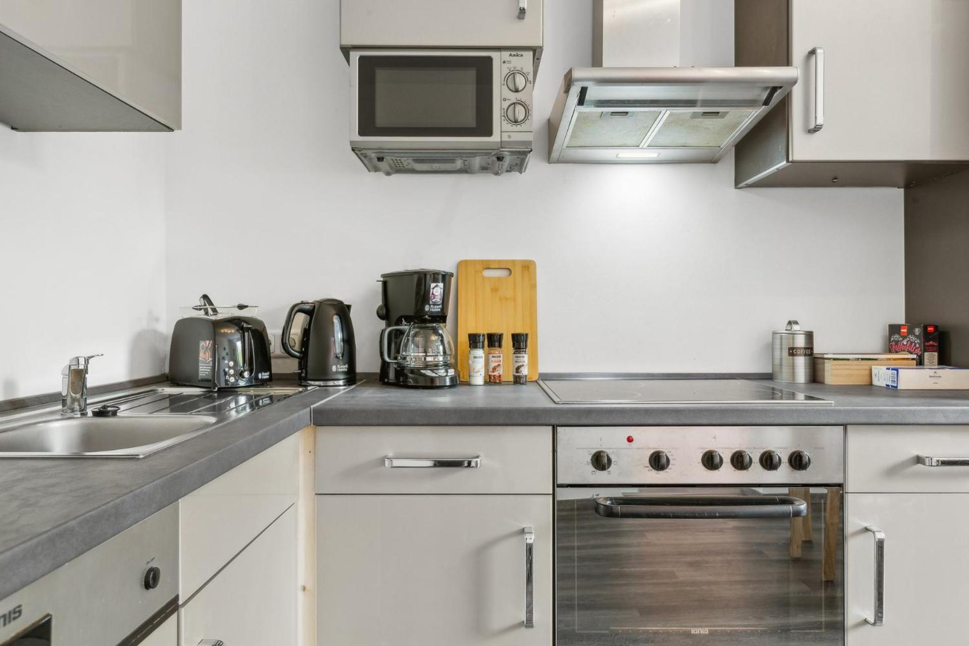 Appartement Elegant & Bright ~ Near Schalke 04 ~ Office ~ Free Parking! à Gelsenkirchen Extérieur photo